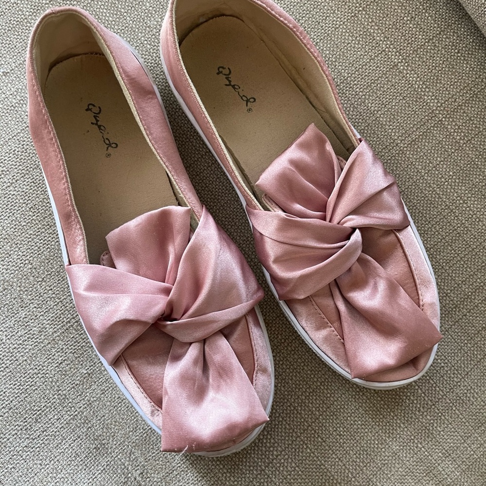 Silk Pink Bow Loafers